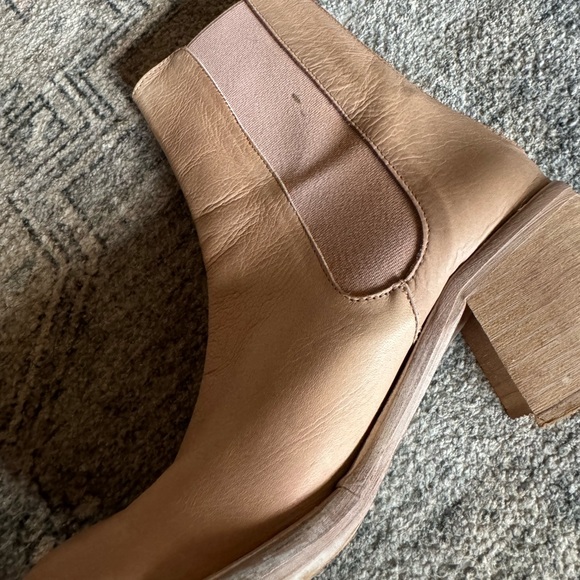 Free People Chelsea boots - Picture 2 of 3